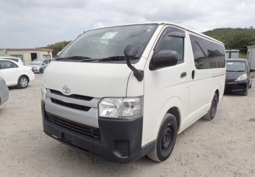 2018 TOYOTA HIACE