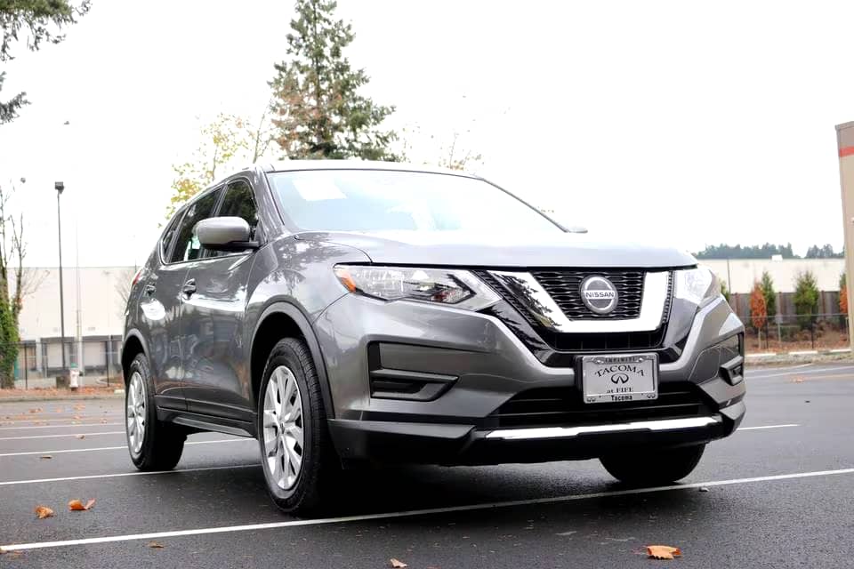 2016 NISSAN ROGUE