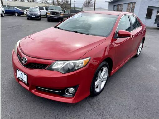 2014 TOYOTA CAMRY