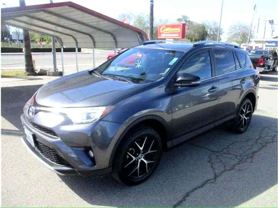 2016 TOYOTA RAV 4