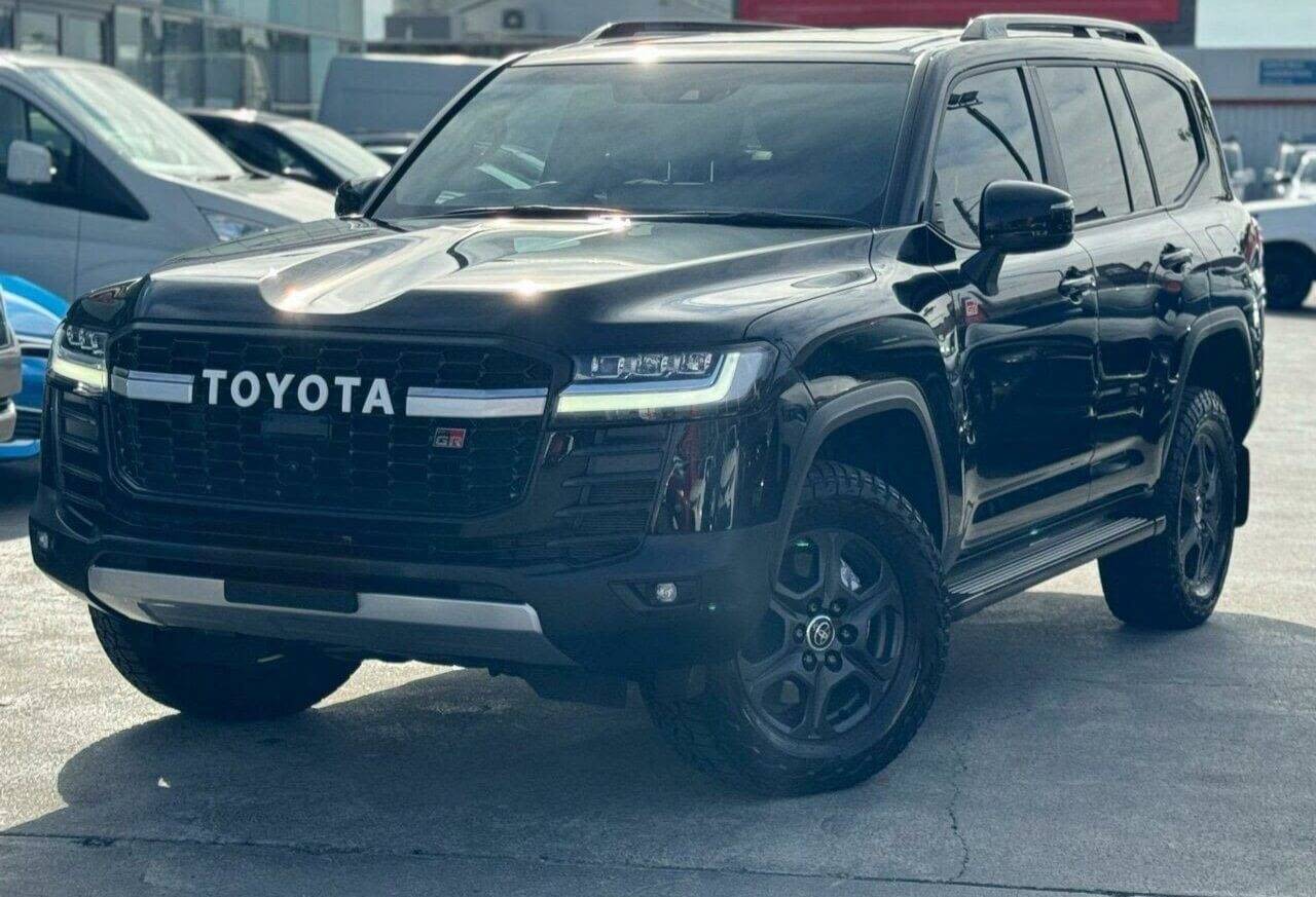 2023 Toyota Landcruiser LC300 GR-S (4X4)