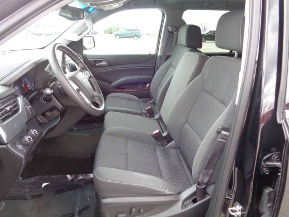 2015 Chevrolet Suburban for Sale – Full-Size SUV with Power, Space & Family Comfort - Image 9