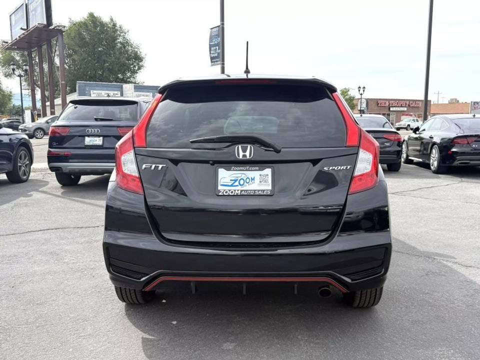 2018 Honda Fit Sport– Reliable, Fuel-Efficient Hatchback with Modern Features - Image 5
