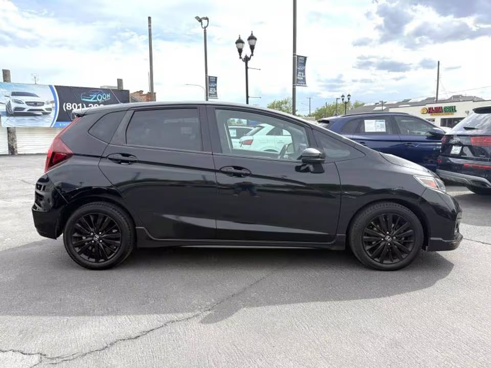 2018 Honda Fit Sport– Reliable, Fuel-Efficient Hatchback with Modern Features - Image 9
