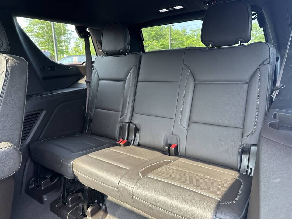 Buy 2021 GMC Yukon – Full-Size Luxury SUV with Power and Comfort - Image 8